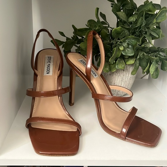 Steve Madden Shoes - Steve Madden Gracey sandals
